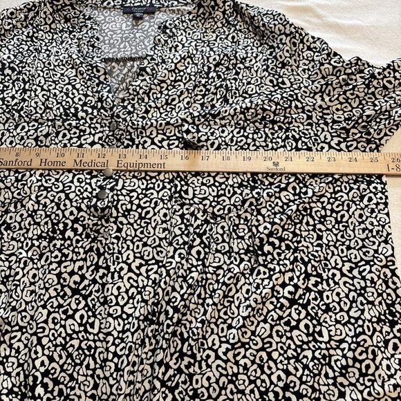 COCOMO BLACK & Tan Geometric Blouse Pintuck Pleated Pkts 3/4 Sleeves Sz3XL Flowy - Picture 9 of 11